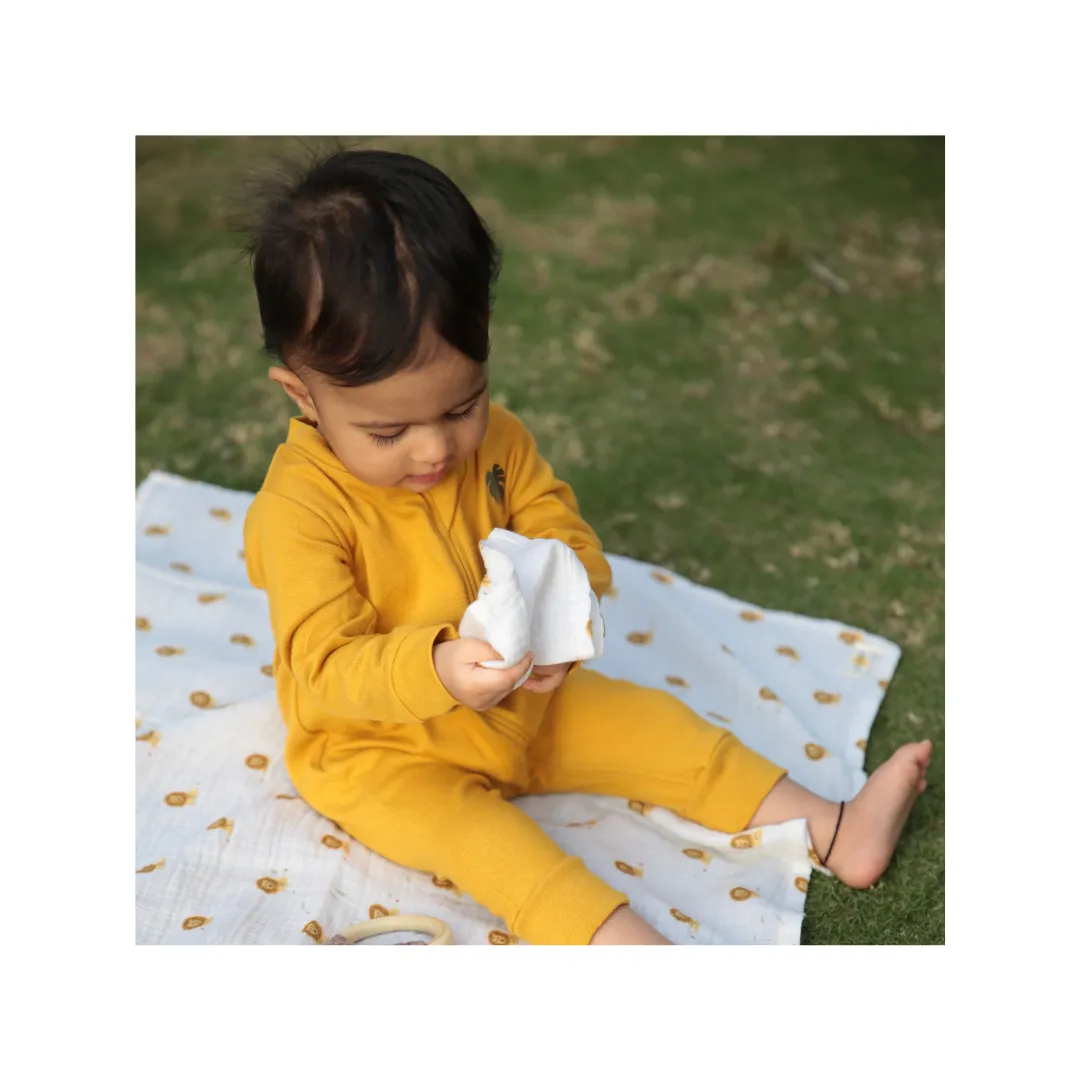 Dulaar Baby's First Milestones! Gift Box Set - Classic