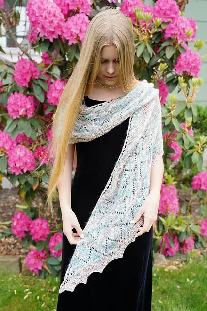 Ethereal Shawl Kit