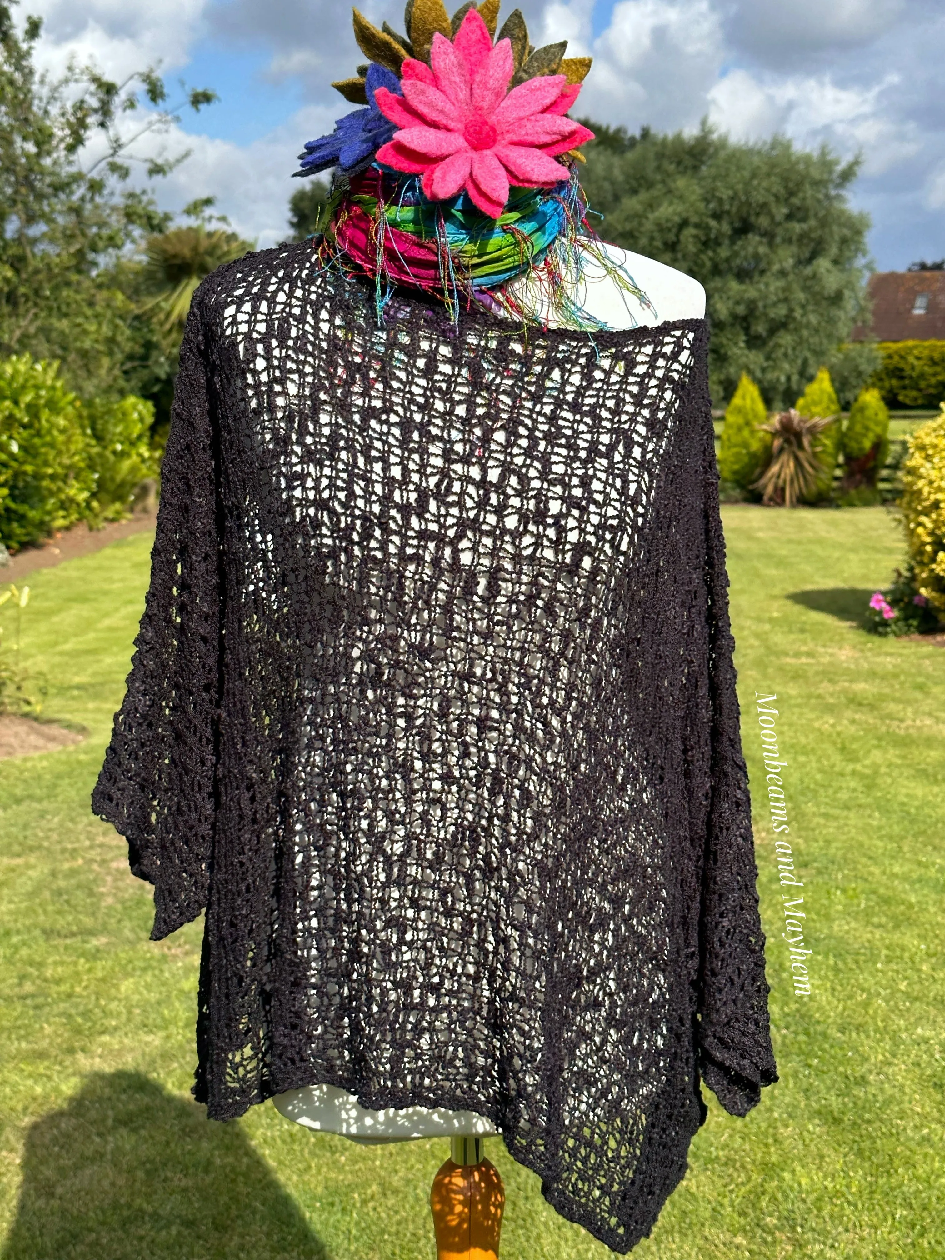 LOOSE WEAVE BLACK PULLOVER