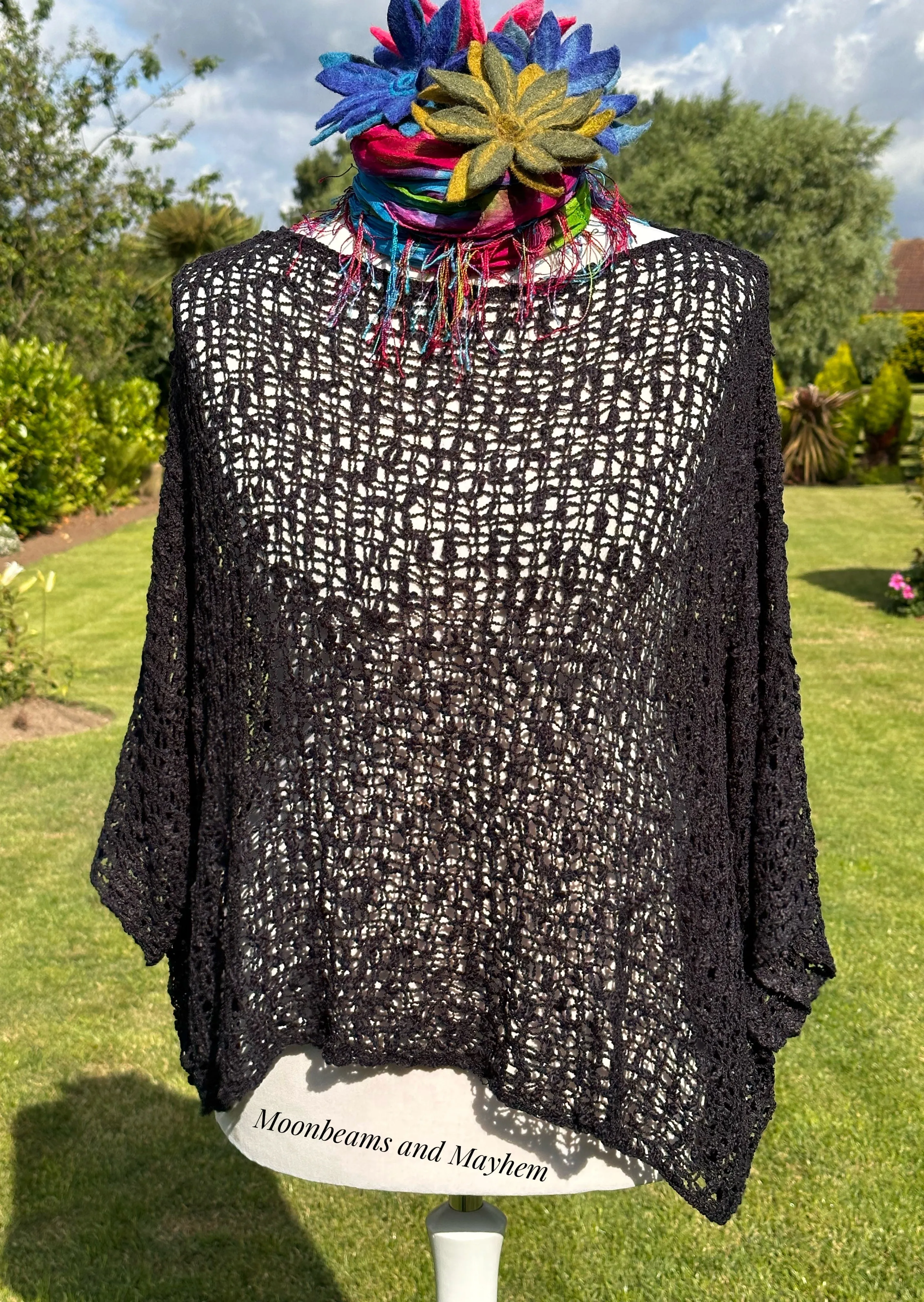 LOOSE WEAVE BLACK PULLOVER