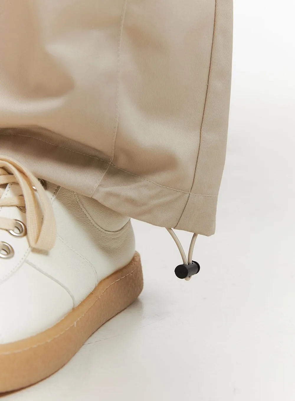 Men's Wide Fit Cargo Pants (Beige) IY402