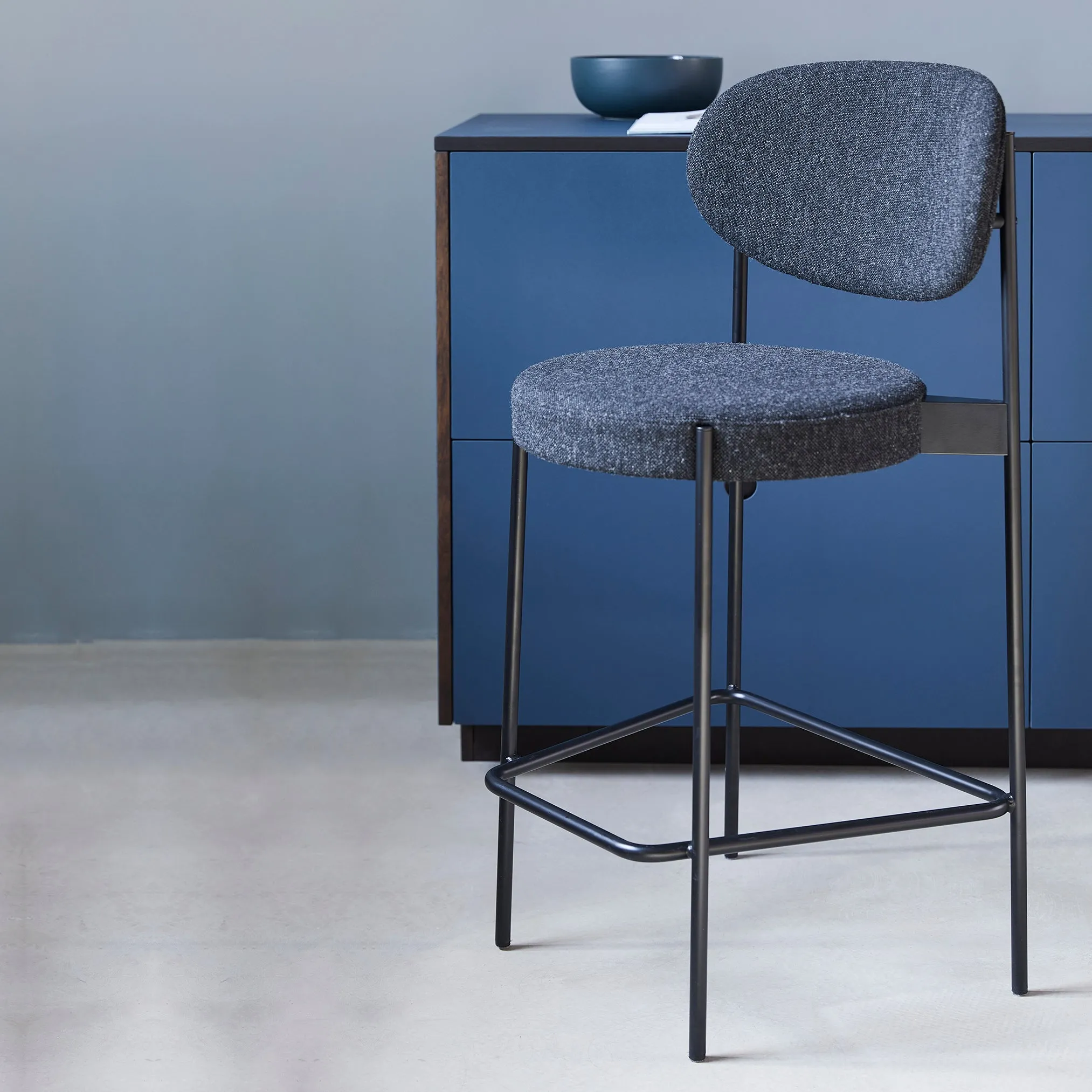 Series 430 Bar   Counter Stool