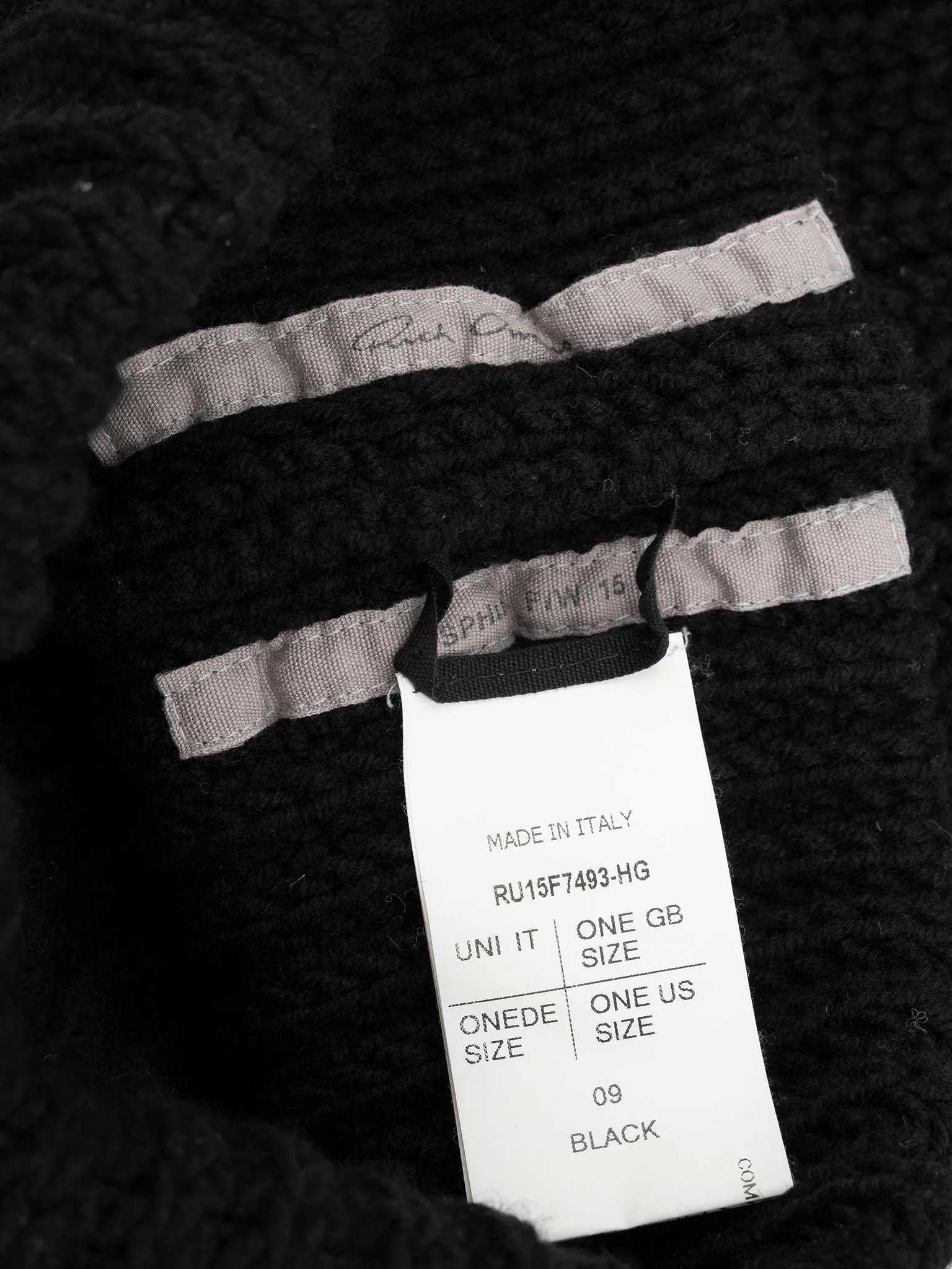 'Sphinx' Ribbed Beanie