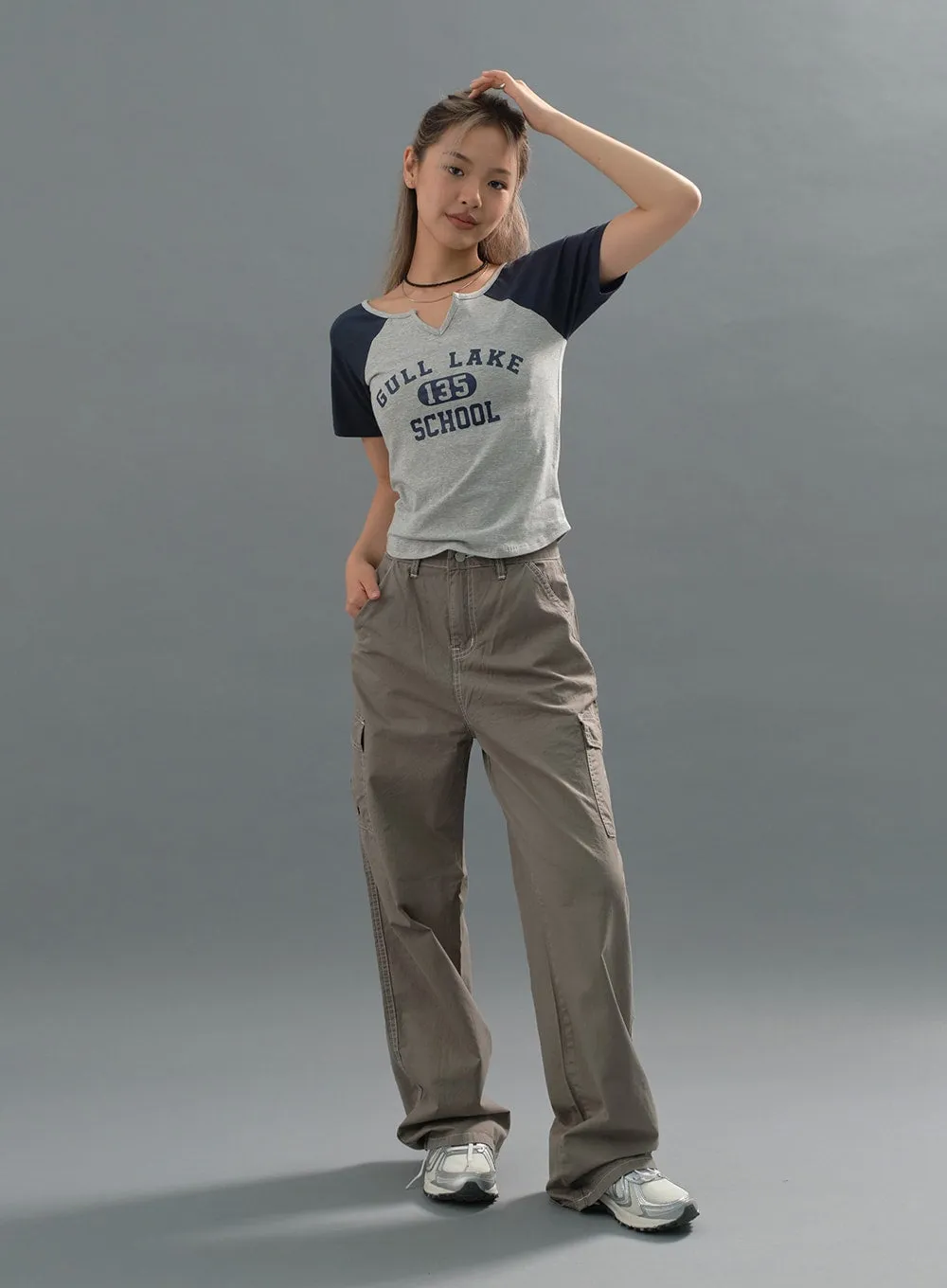 Stitch Detail Low-Rise Cargo Pants CJ22