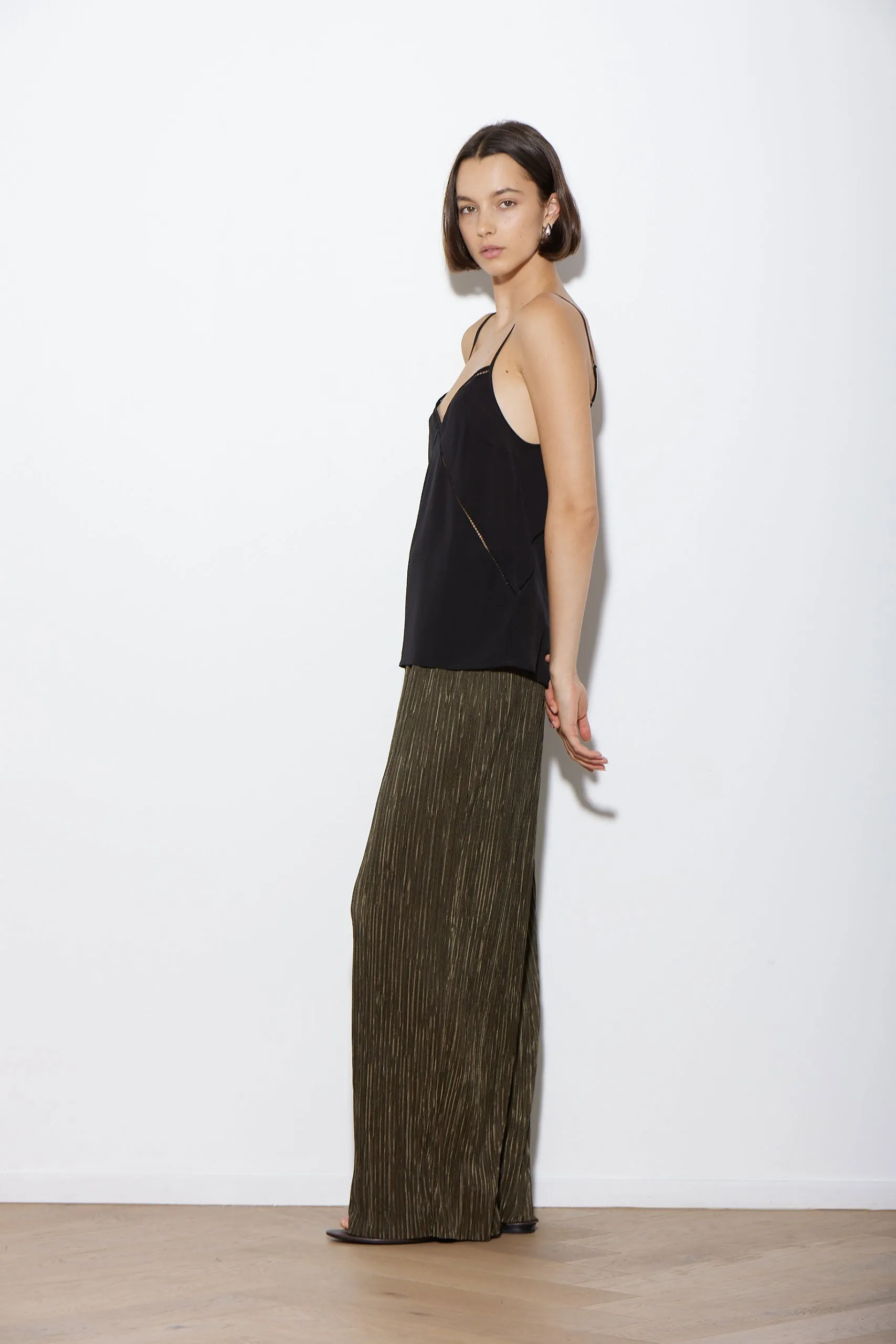 WIDELEG LONG CAPER